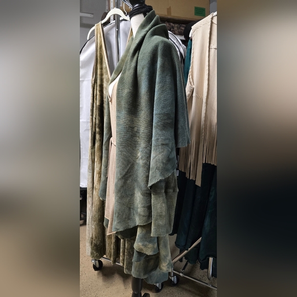 Sinew Moon Strange Shadows Cardigan Gaia Hemp Thermal - Picture 8 of 9